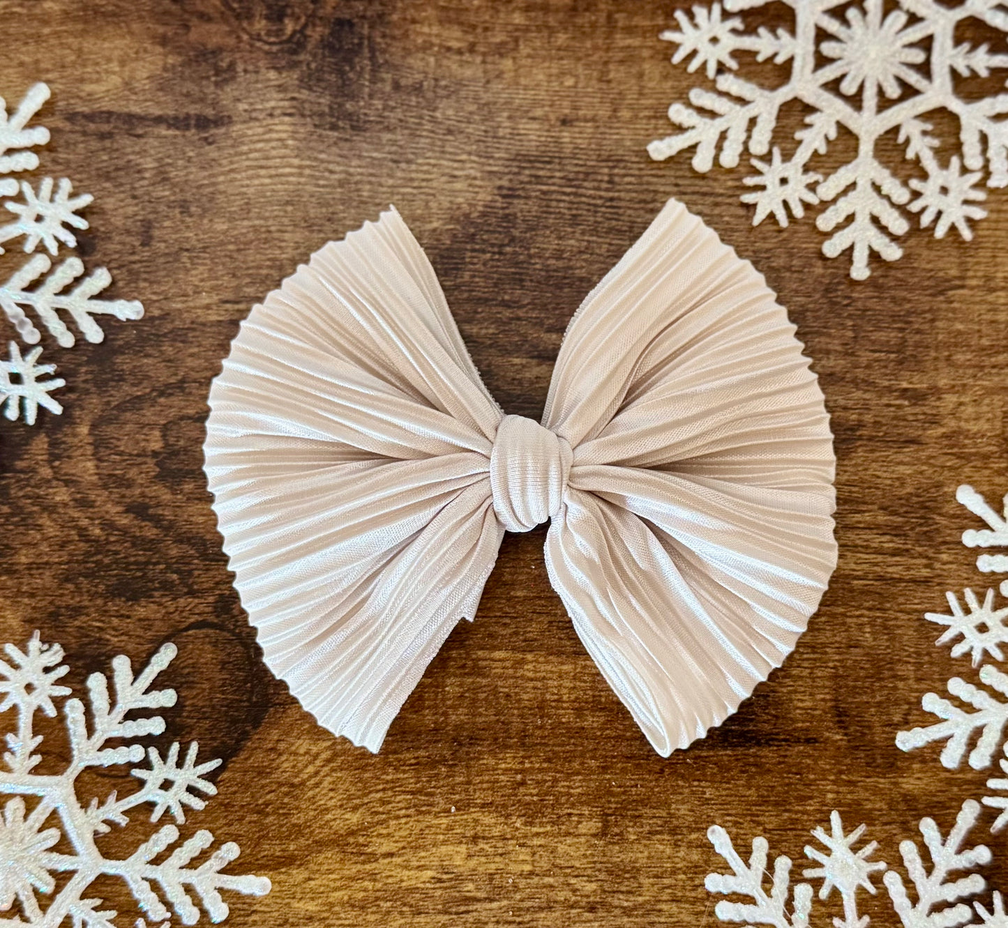 Pleated Cream Big Bow