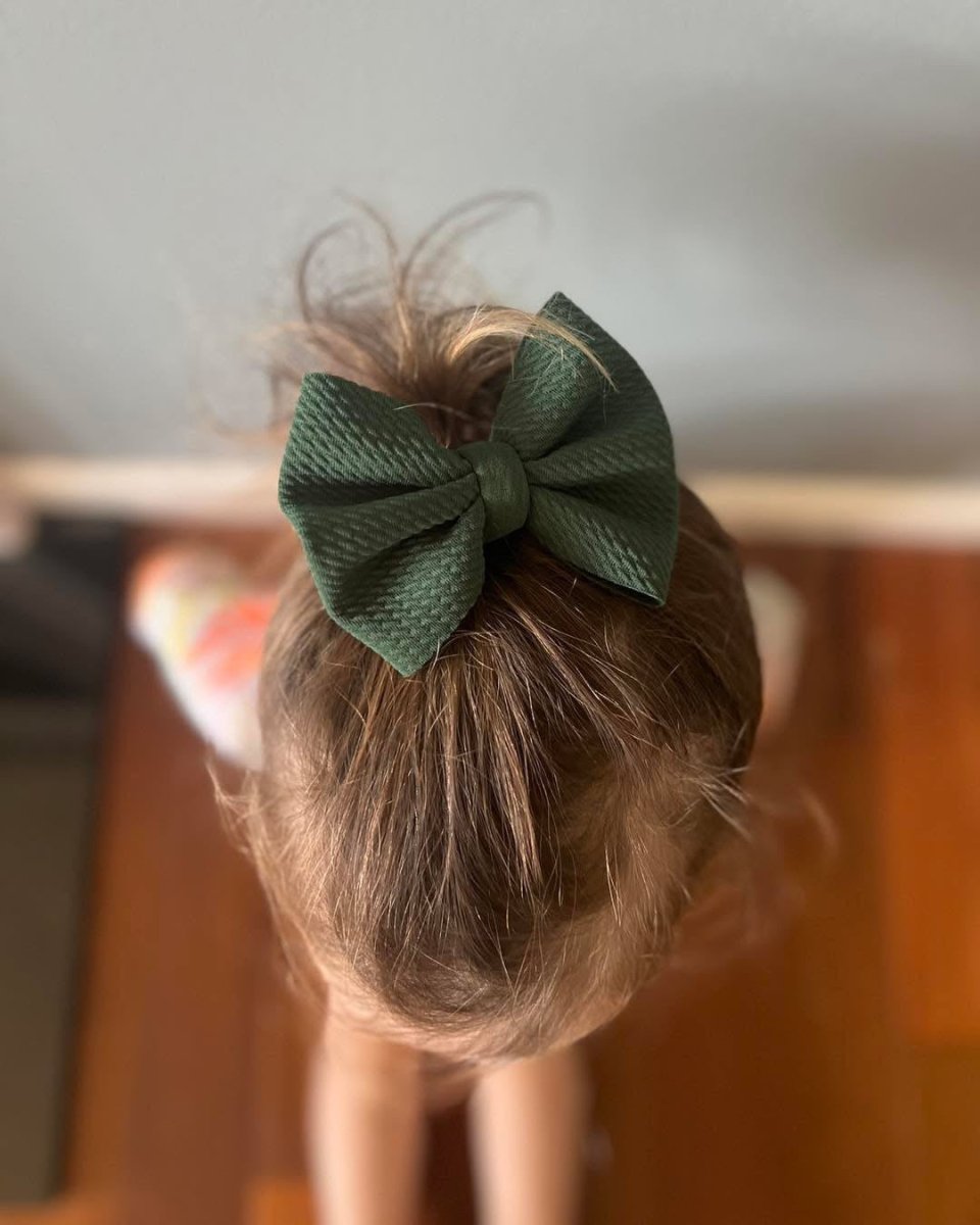 Hunter Green Bow - EmZo Bowsbow