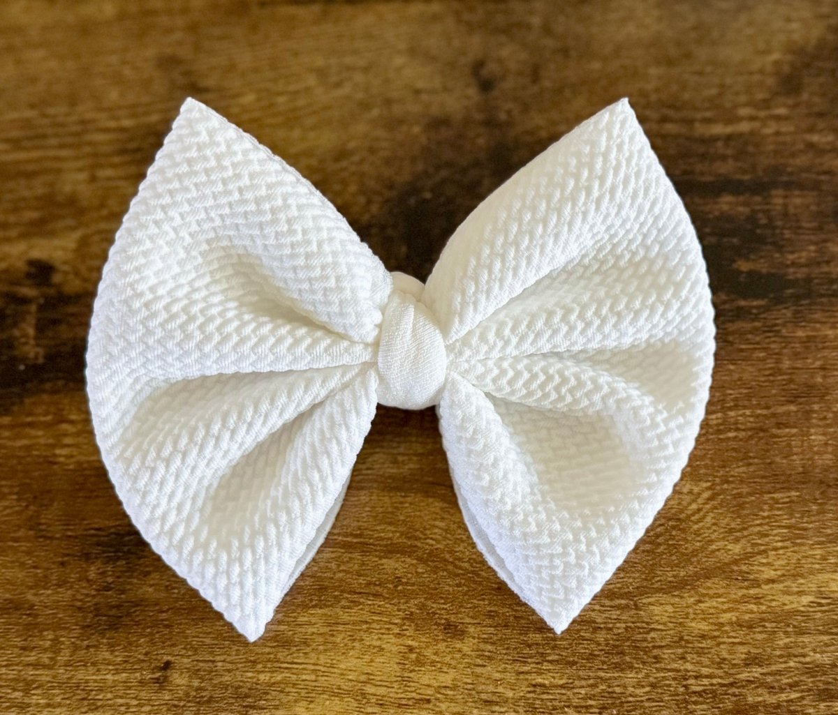 Ivory Big Bow - EmZo BowsBig Bow