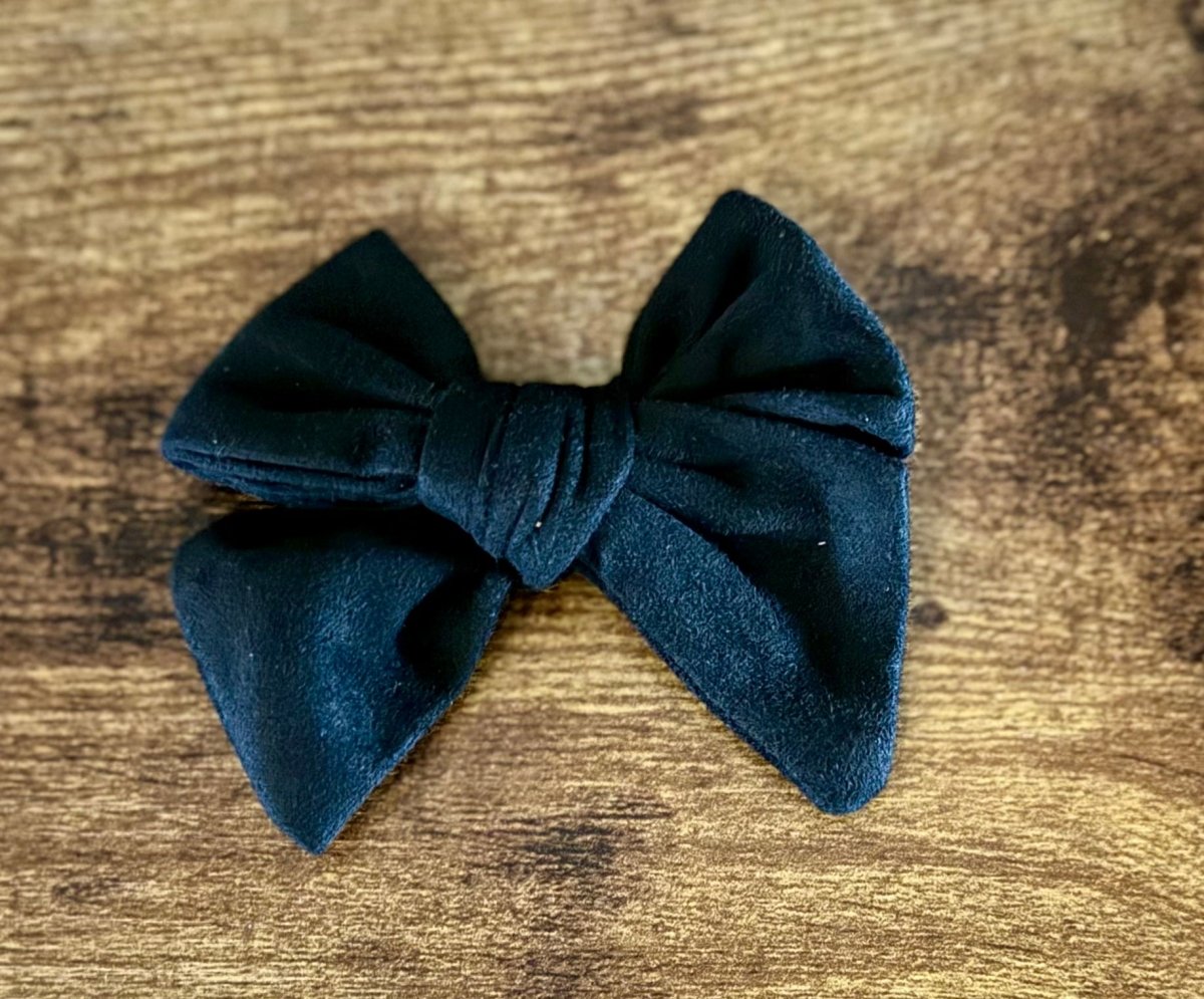 Black Suede Sailor Bow - EmZo BowsSailor bow