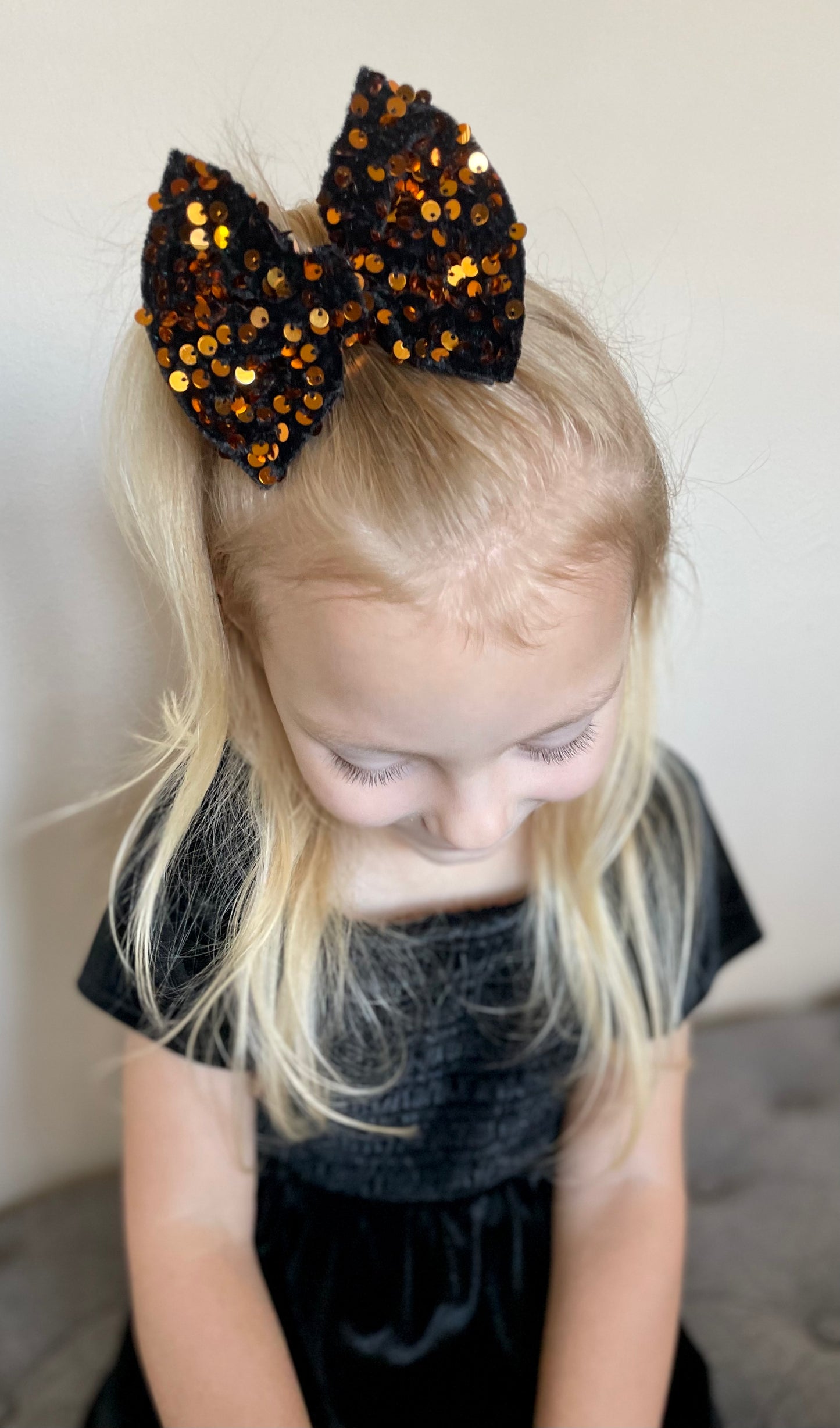Gold Sequin Velvet Bow