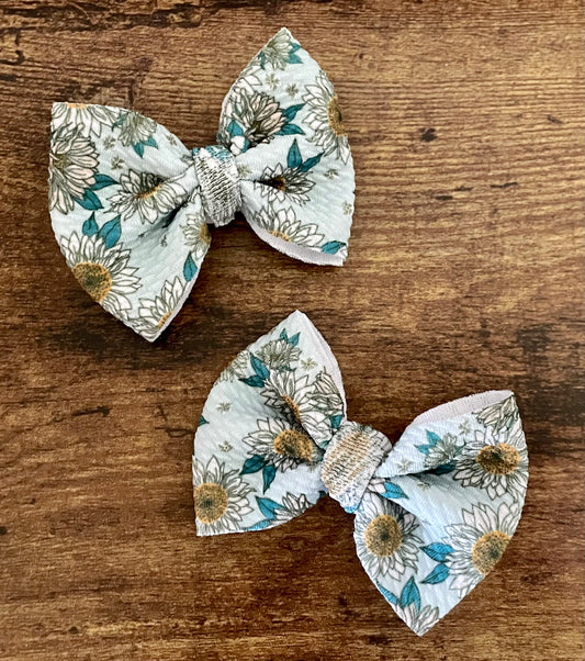Boho Daisies Dainty Set