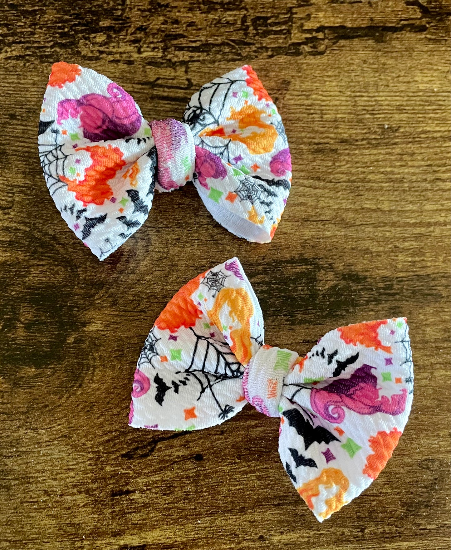 Hocus Pocus Bats Dainty Set