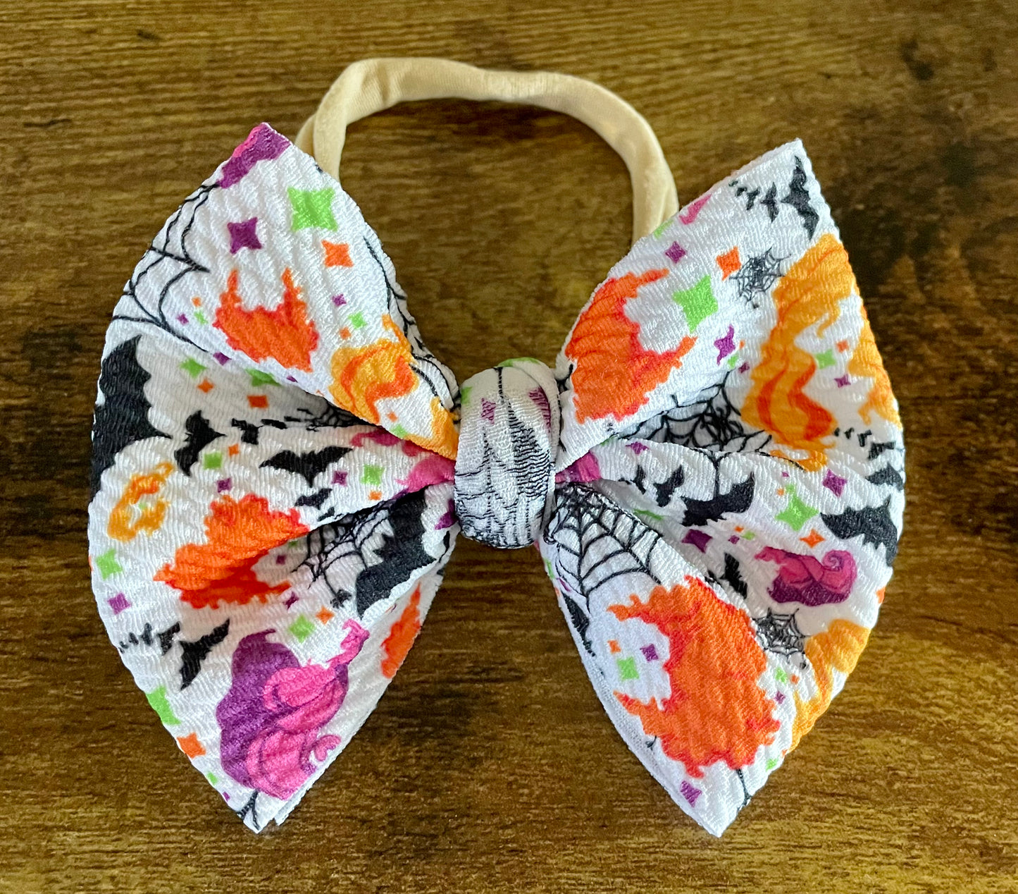Hocus Pocus Bats Bow