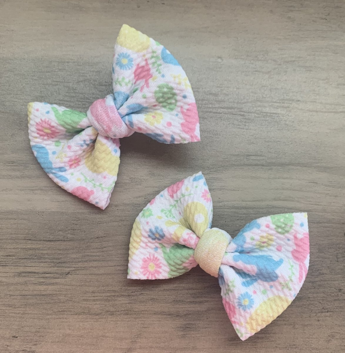 Pastel Bunnies Dainty Set - EmZo Bowsdainty