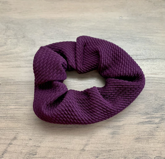 Plum Scrunchy - EmZo Bows