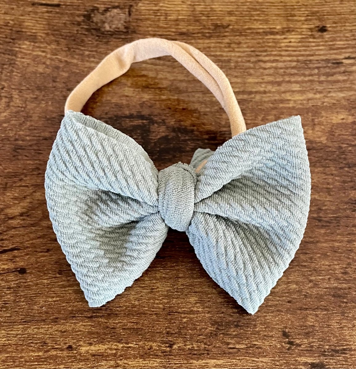 Sage Newborn Bow - EmZo Bowsnewborn bow