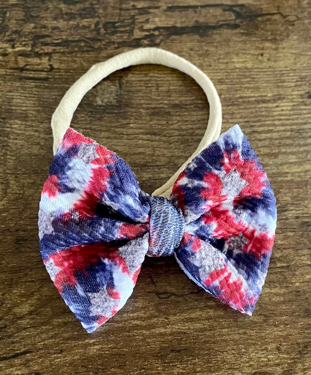 Tie Dye Stars Newborn Bow - EmZo Bowsnewborn bow