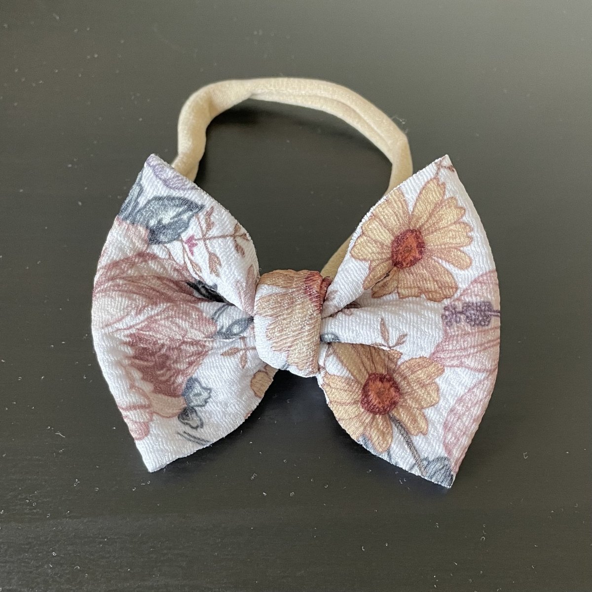 Vintage Floral Newborn Bow - EmZo Bowsnewborn bow