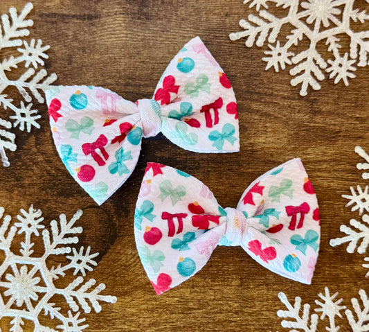 Festive Ornaments Dainty Set