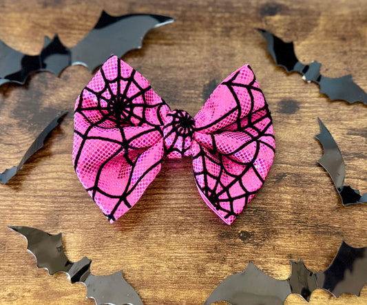 Miss Spider Bow