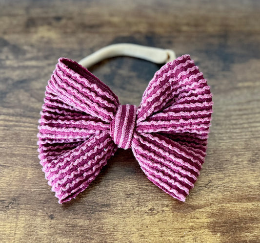 Cranberry Bow