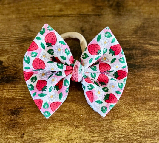 Checkered Strawberries Big Bow - EmZo BowsBig Bow