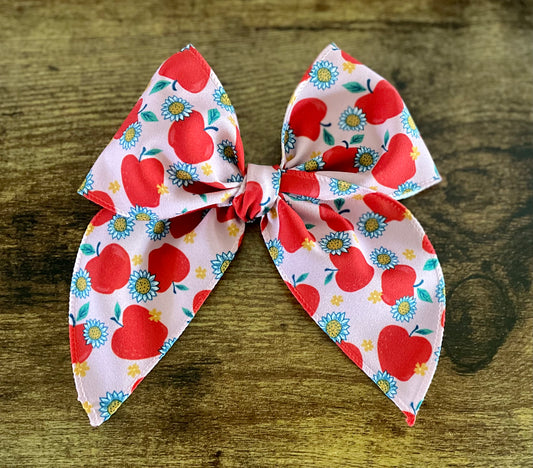 Apples & Daisies Sailor Bow
