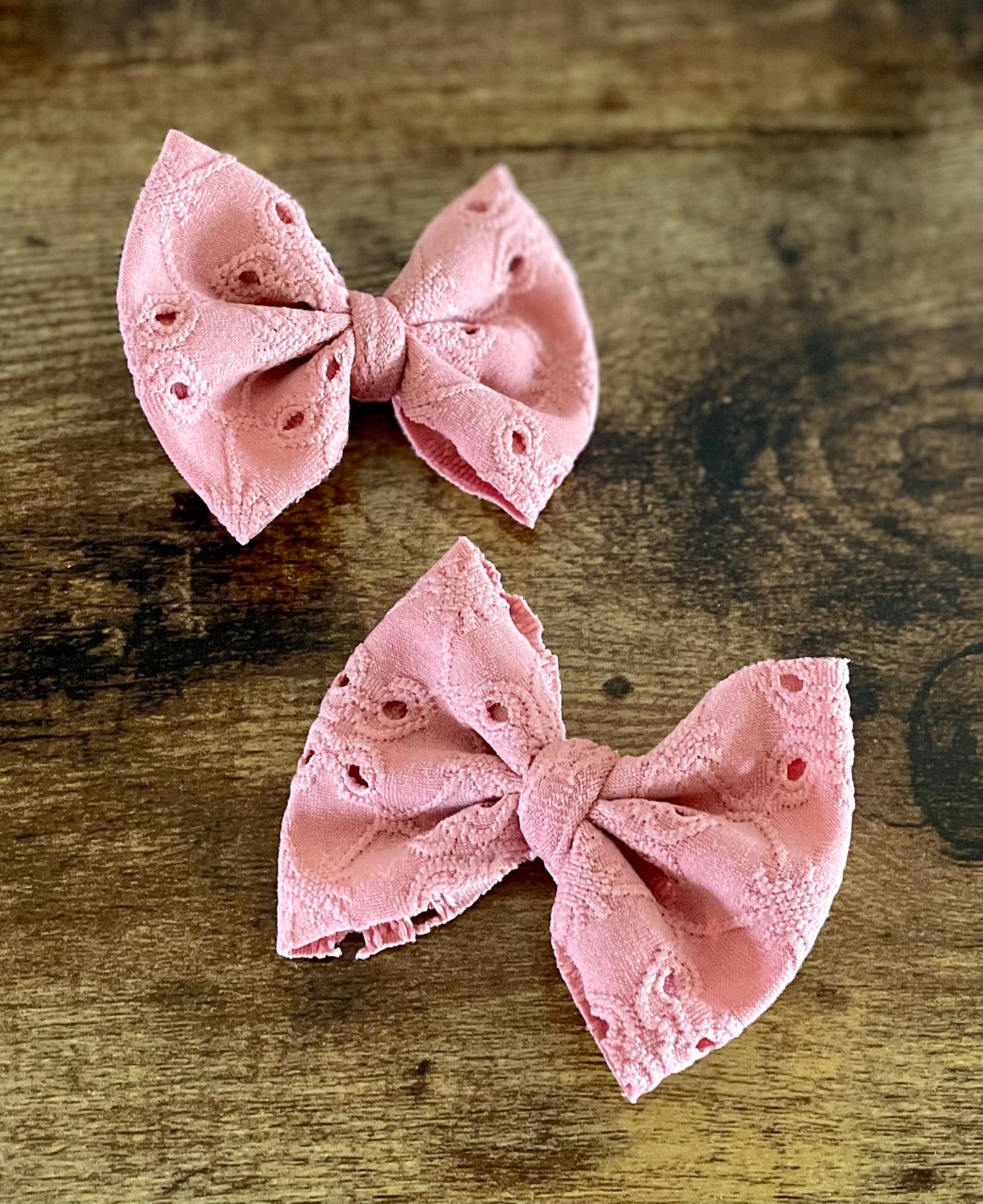 Rose Eyelet Dainty Set
