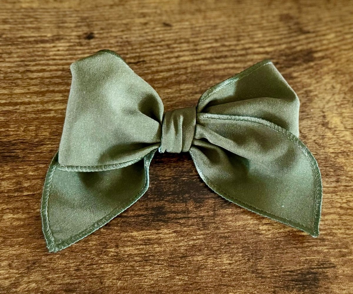 Olive Sailor Bow - EmZo BowsSailor bow