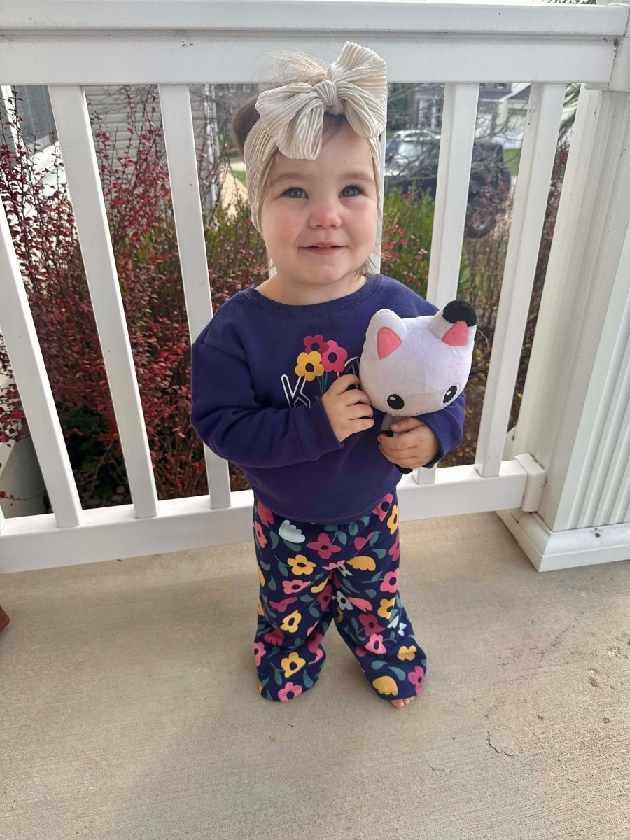 Pleated Cream Head Wrap - EmZo BowsHead wrap