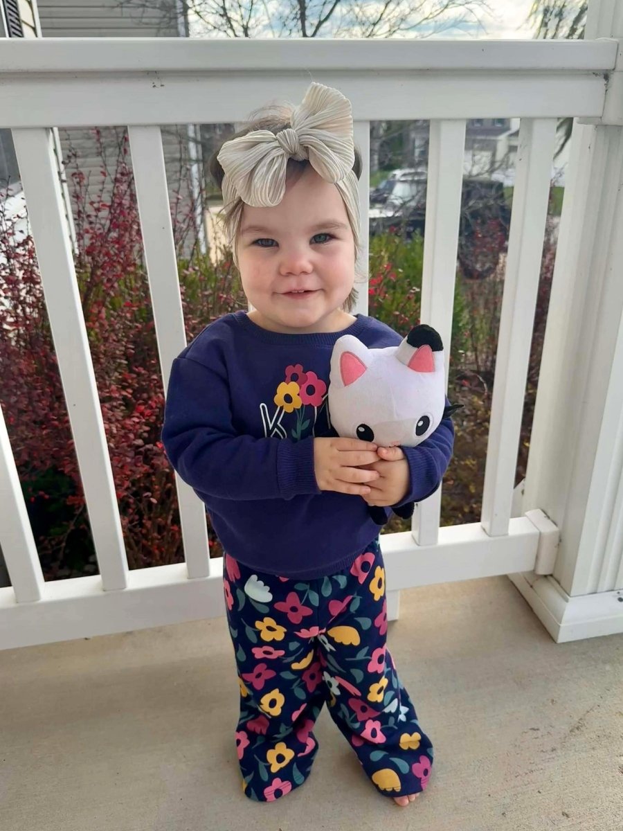 Pleated Cream Head Wrap - EmZo BowsHead wrap