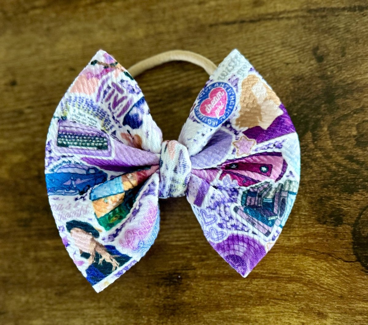 Swiftie Big Bow - EmZo BowsBig Bow