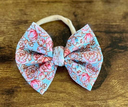 Coral Bloom Bow - EmZo Bowsbow