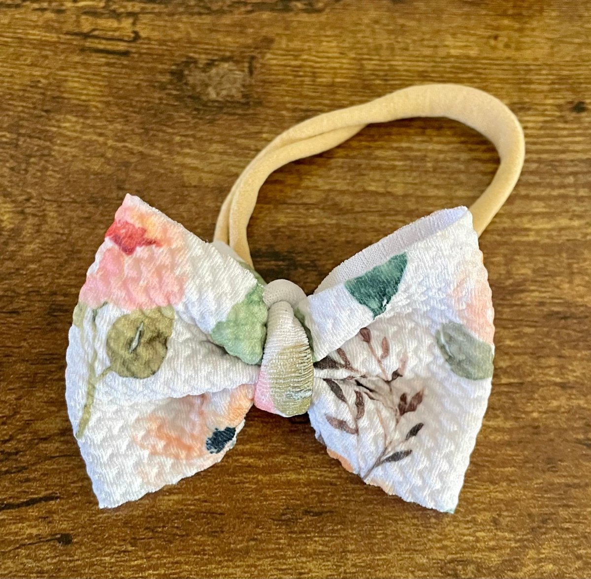 Flora Newborn Bow - EmZo Bowsnewborn bow