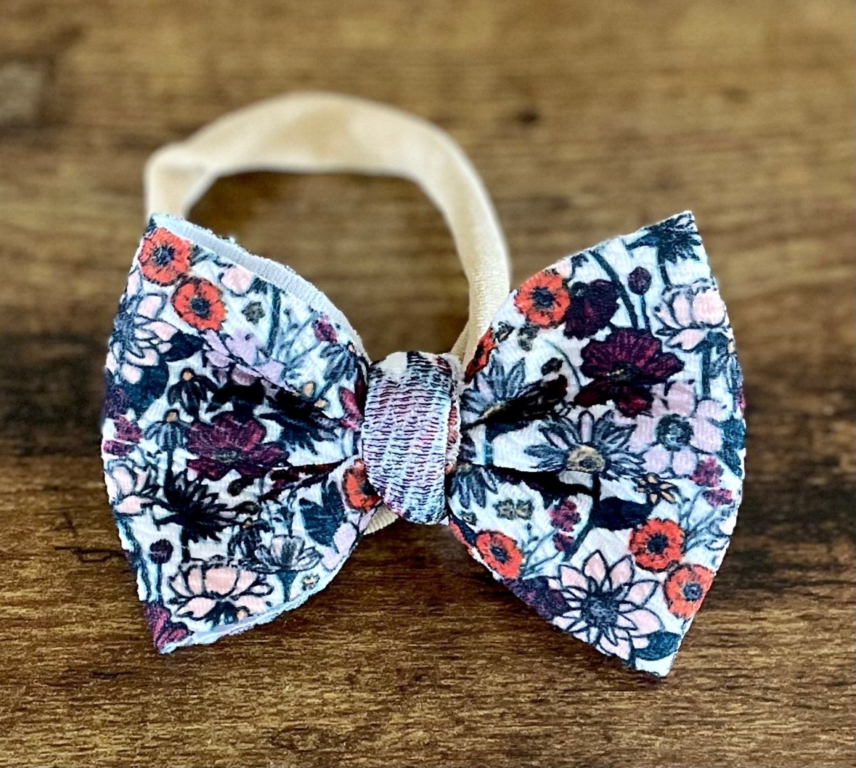 Floral Fields Newborn Bow - EmZo Bowsnewborn bow