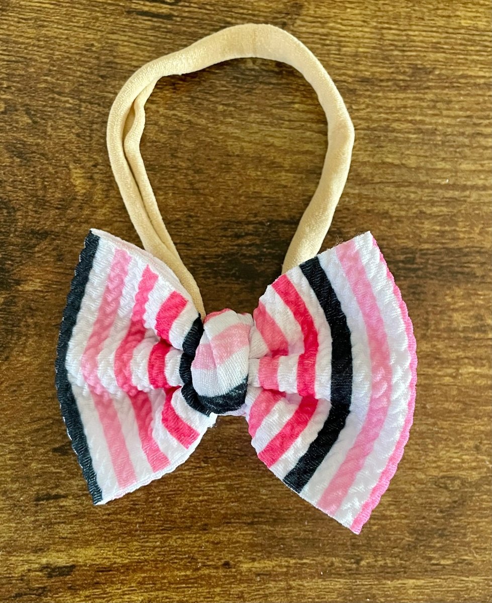 Heartbreaker Newborn Bow - EmZo Bowsnewborn bow
