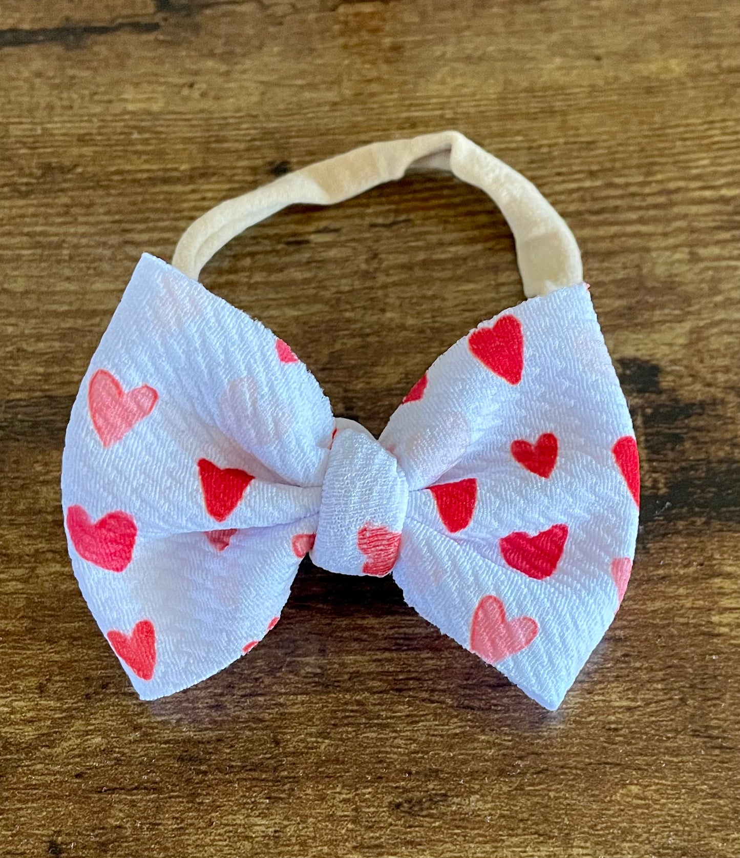 Amor Newborn Bow