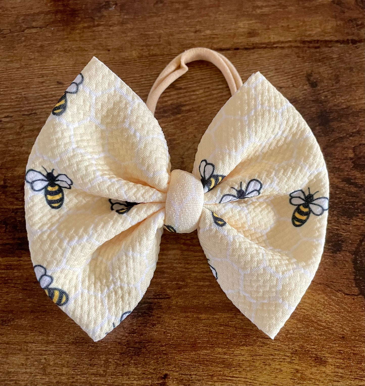 Bee Big Bow