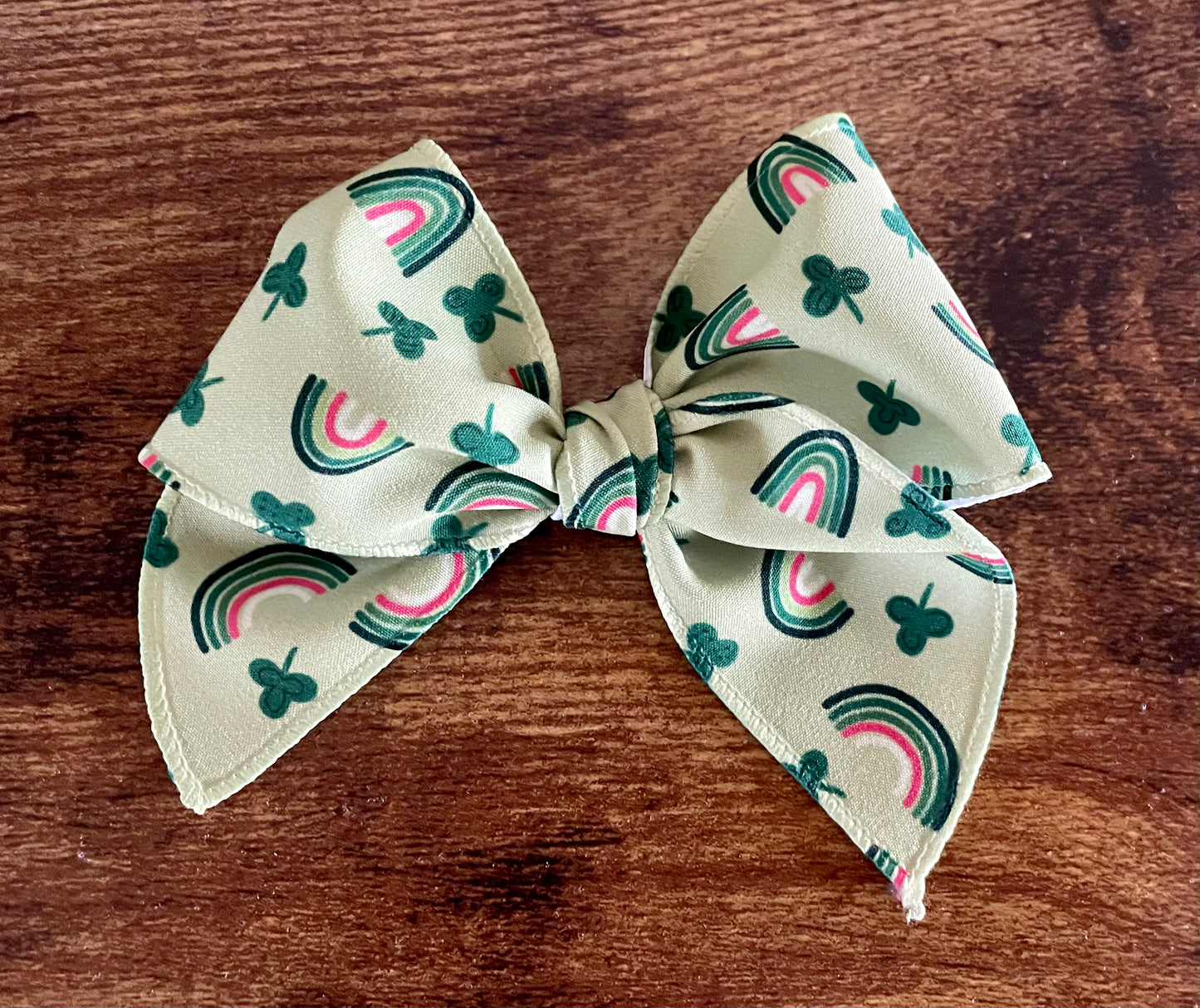 Shamrock Sailor Bow