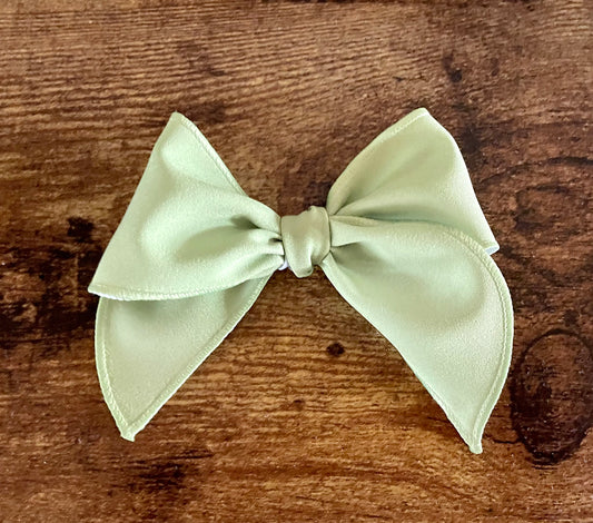 Pastel Green Sailor Bow