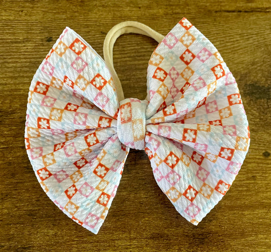 Groovy Daisy Big Bow