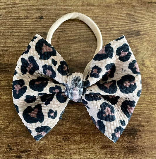 Light Leopard Bow - EmZo Bowsbow