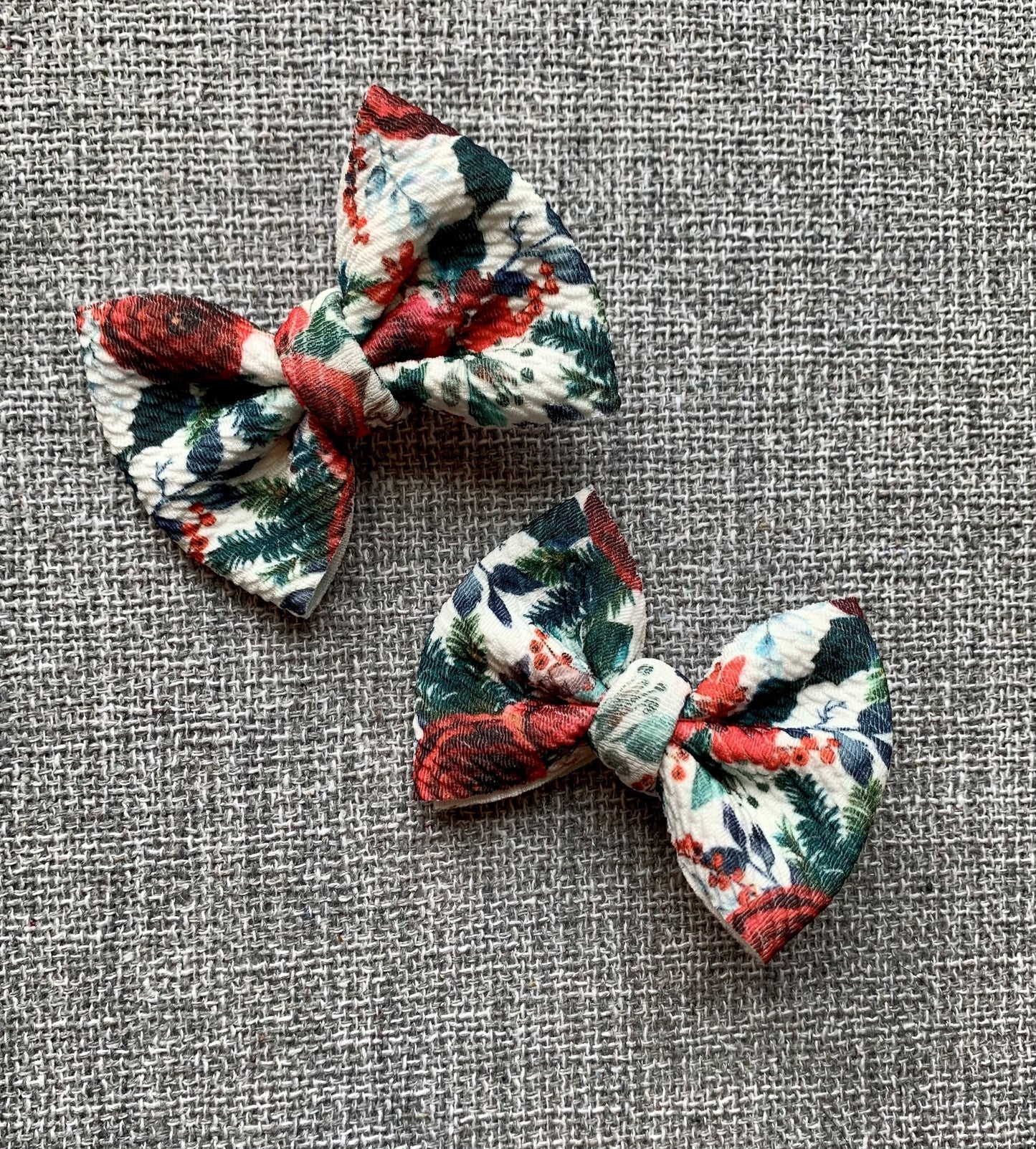 Mistletoe Dainty Set - EmZo Bows