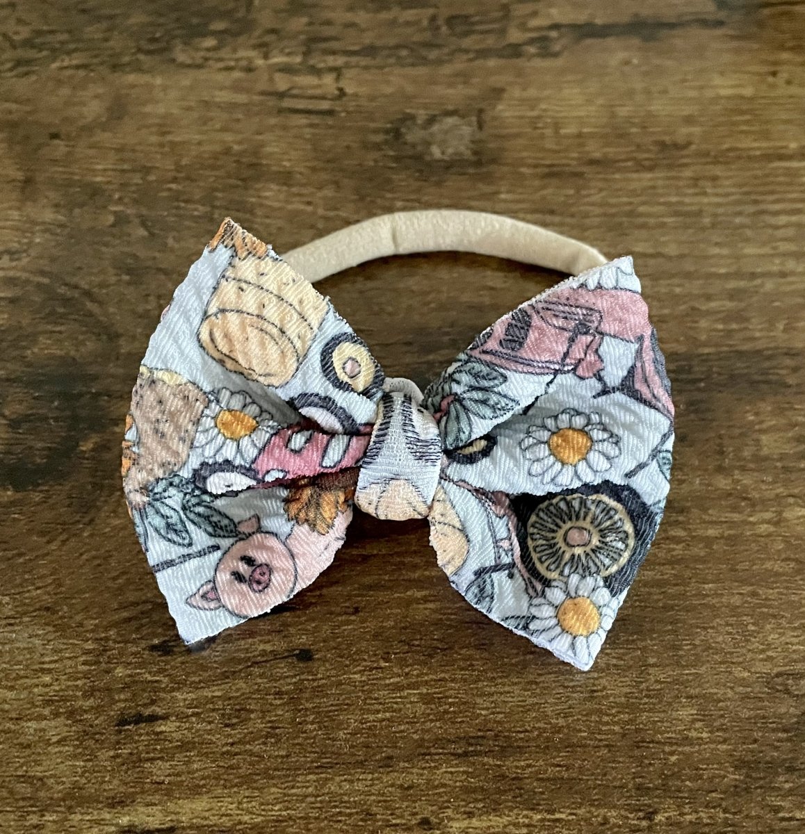 Piggies Newborn Bow - EmZo Bowsnewborn bow