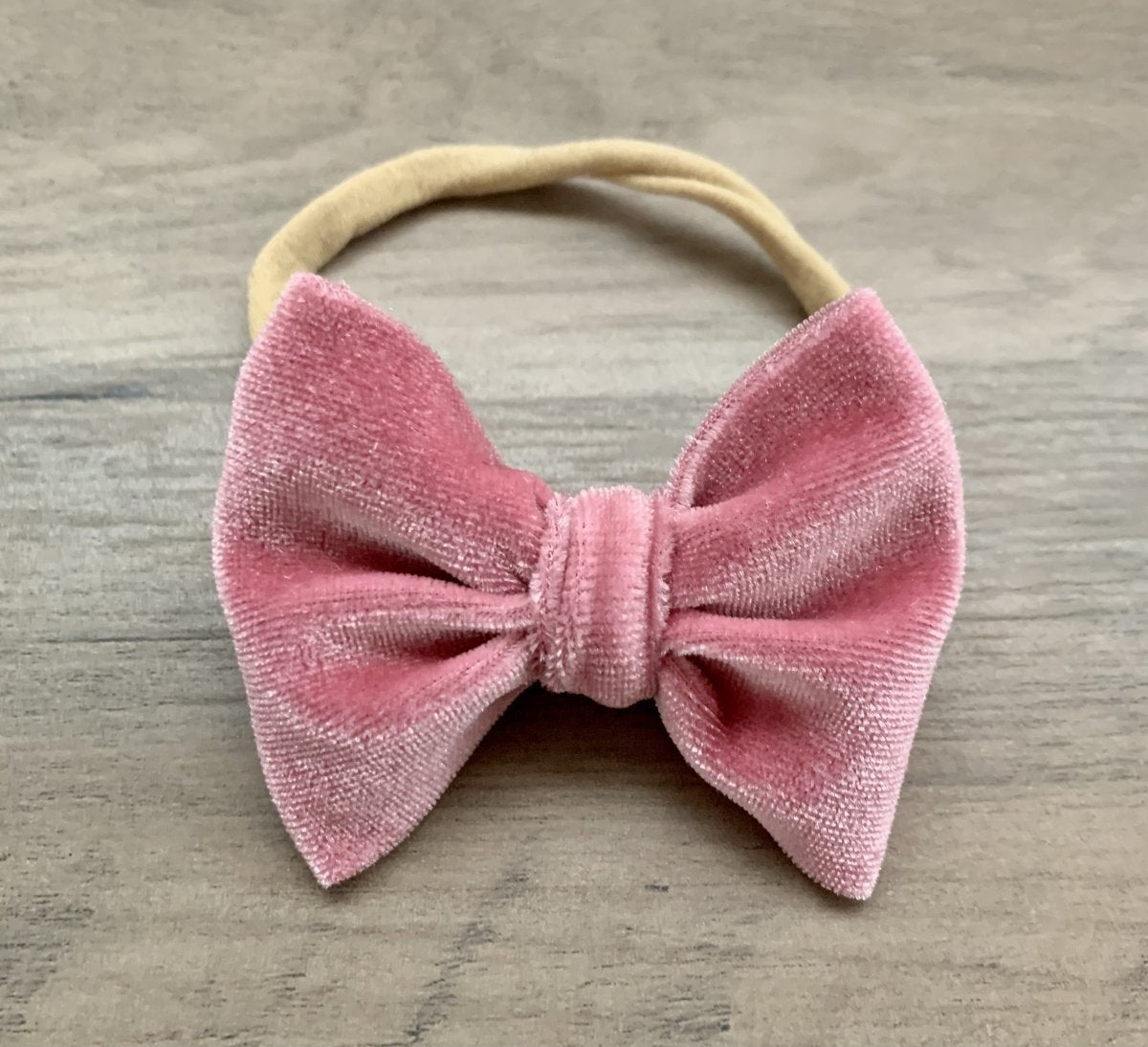Pink Velvet Newborn Bow - EmZo Bowsnewborn bow