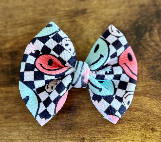 Smiles Bow - EmZo Bowsbow