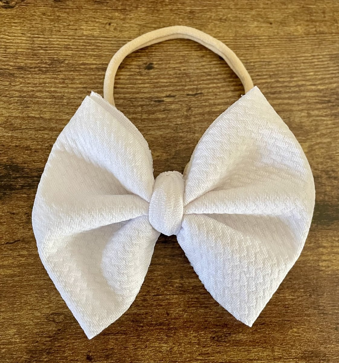 White Bow - EmZo Bowsbow