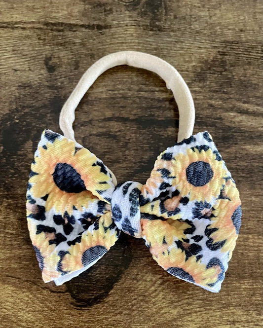Wild Sunflowers Newborn Bow - EmZo Bowsnewborn bow